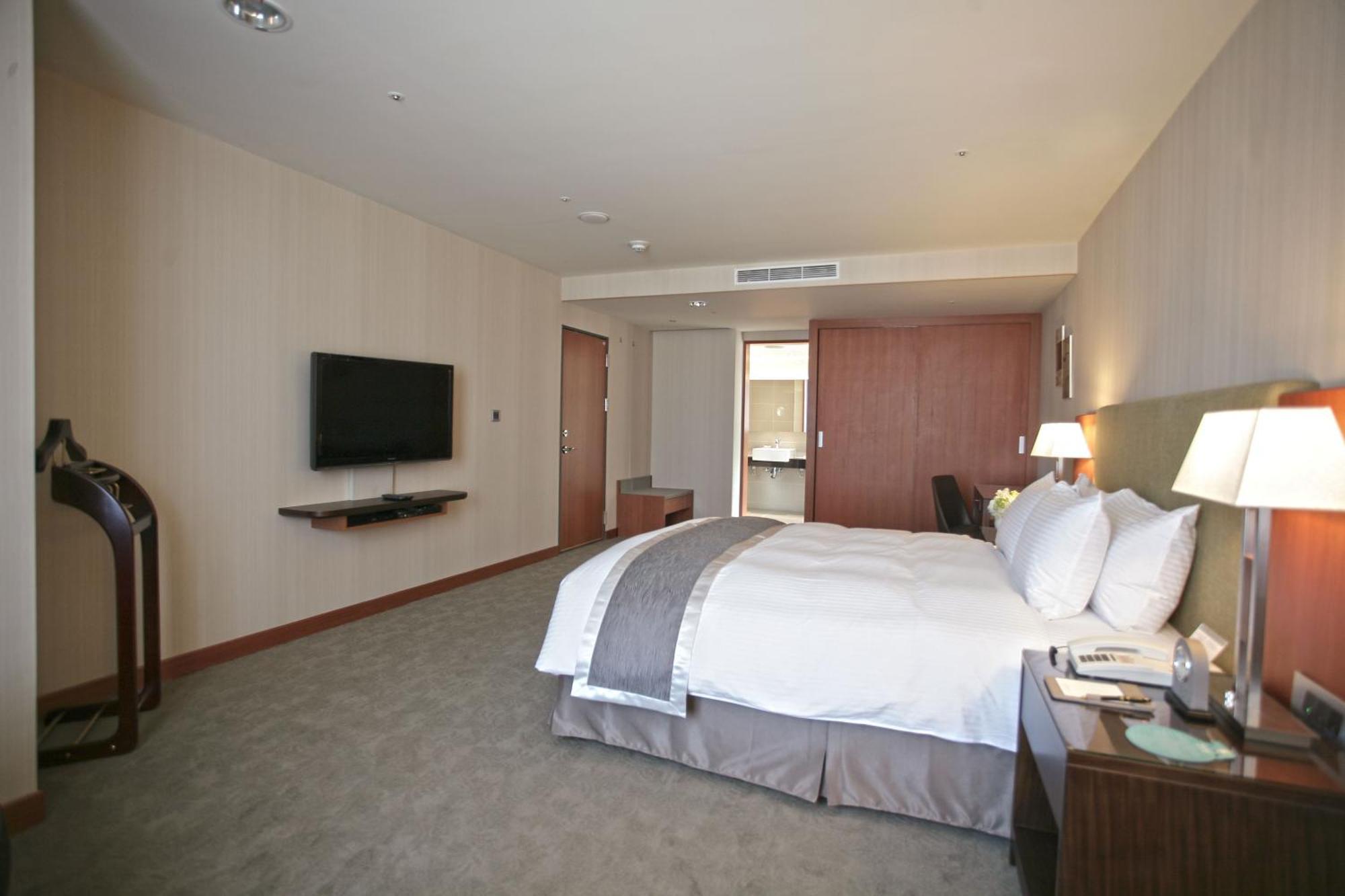 Taichung Harbor Hotel Wuqi Bilik gambar